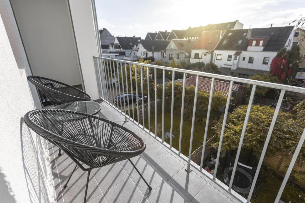 Koje Eins I Grosses Apartment Mit 2 Schlafzimmern Bremerhaven Esterno foto